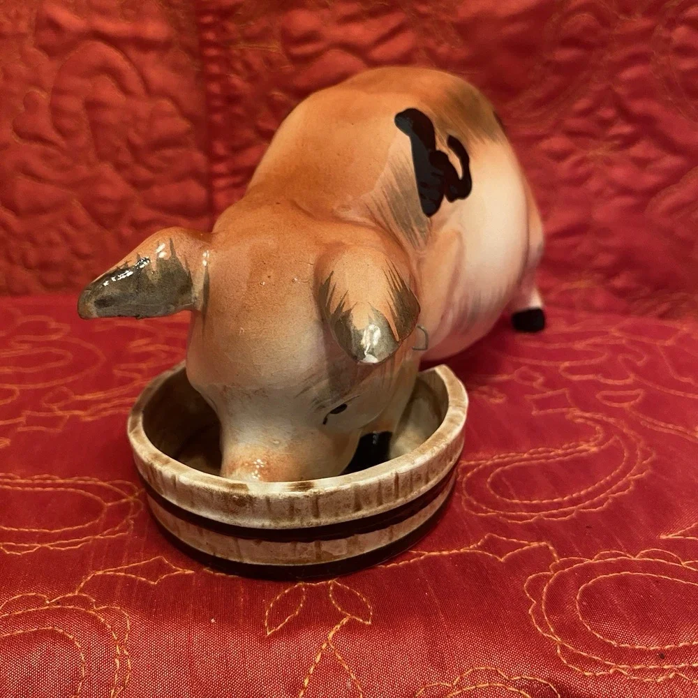 VTG Hungry Hog Eating Figurine‎ With Dish Chase JAPAN
